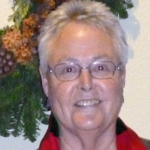 Carol Sumner Photo 35