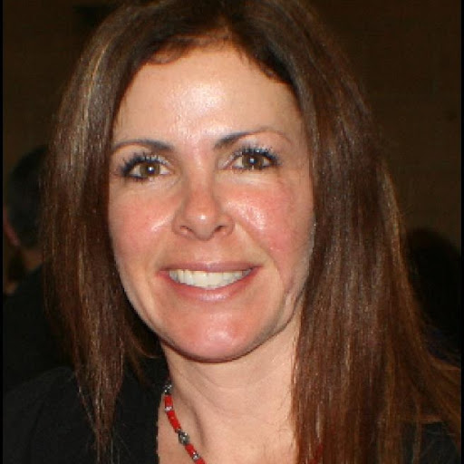 Julianne Bradley Photo 21