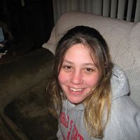 Julie Free Photo 4