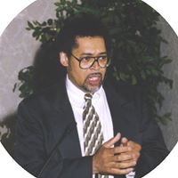Fred Hunter Photo 37
