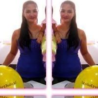 Amie Torres Photo 26