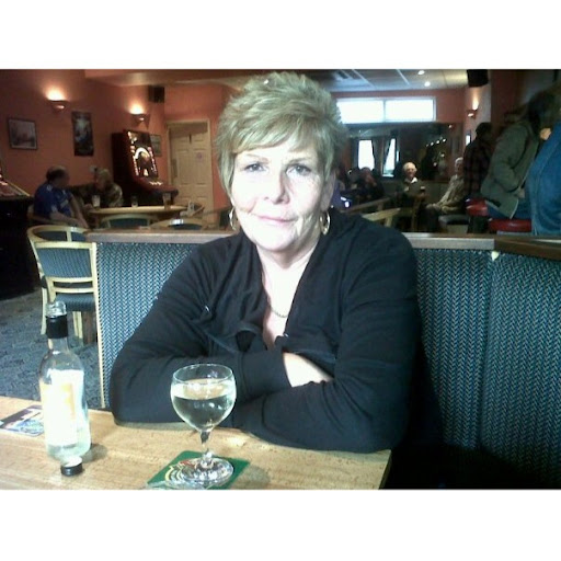 Gillian Morris Photo 5