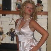 Melissa Carlton Photo 31