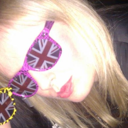 Claire Charles Photo 20