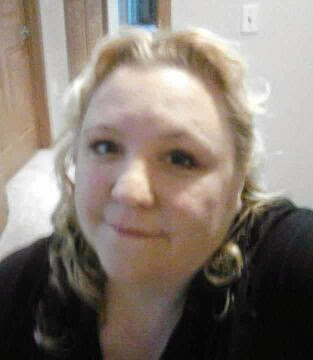 Bethany Edwards Photo 13