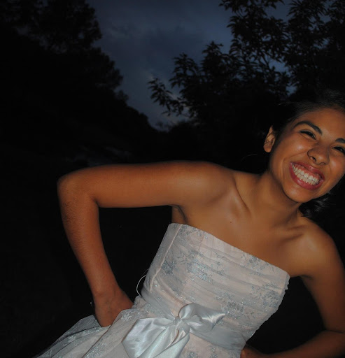 Isabel Martinez Photo 33