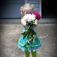 Elizabeth Erwin Photo 10