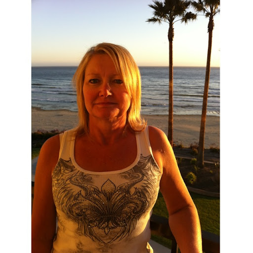 Darla Montgomery Photo 30