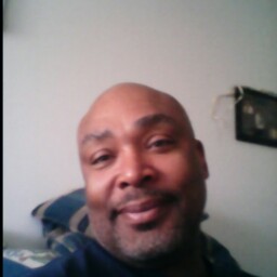 Russell Davis Photo 35