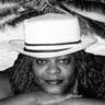 Loretta White Photo 10