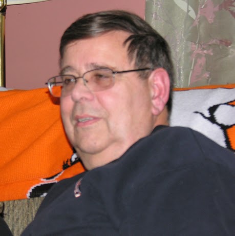 Frank Small Photo 3