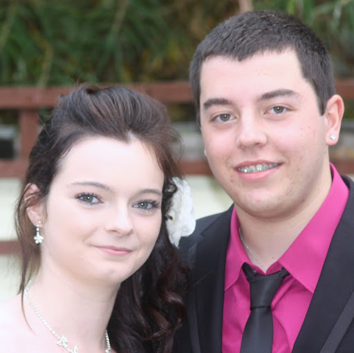 Holly Fowler Photo 23