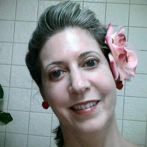 Jacqueline Houston Photo 30