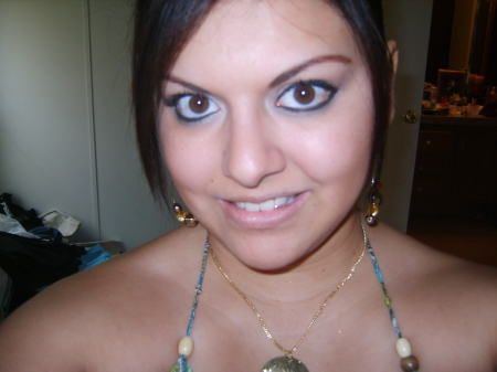 Claudia Alvarez Photo 29