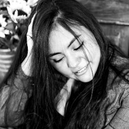 Sandra Chacon Photo 15