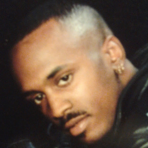 Victor Nelson Photo 25