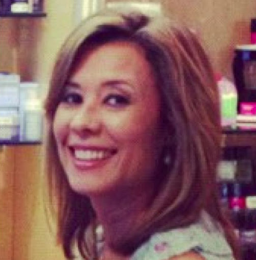 Melanie Cain Photo 20