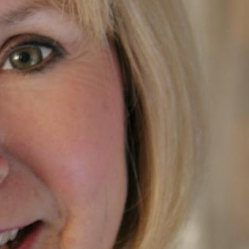 Linda Guthrie Photo 35