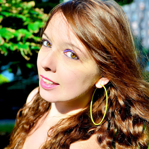 Paula Leonard Photo 34