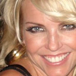 Kelli Goodman Photo 2