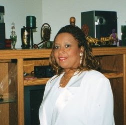 Sandra Covert Photo 3