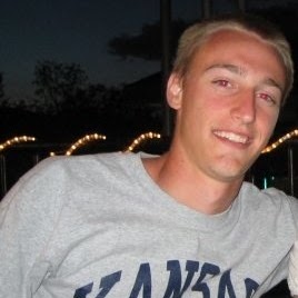 Robbie Reynolds Photo 28