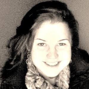 Sarah Blanchette Photo 21