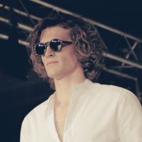 Hugh Anderson Photo 34