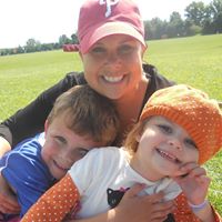 Christine Petersen Photo 48