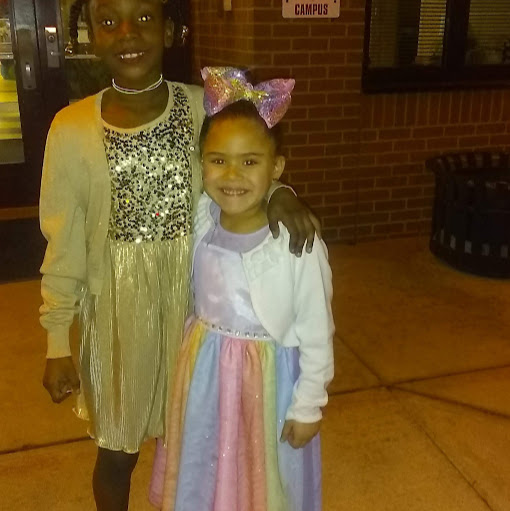 Lakisha Johnson Photo 6
