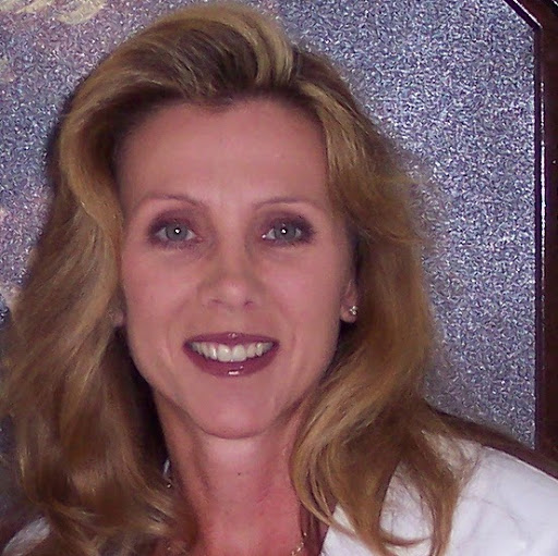Lisa Call Photo 29