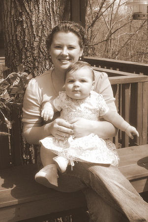 Emily Phillips Photo 22