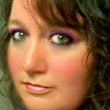 Shelley Thompson Photo 47
