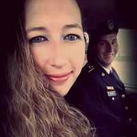 Elizabeth Meyer Photo 25