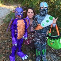 Stephanie James Photo 38