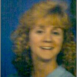 Gloria Elliott Photo 30