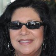 Laurie Cervantes Photo 6
