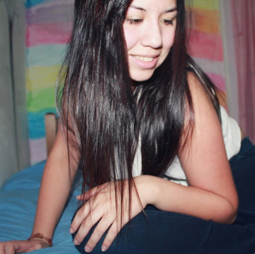 Camila Cubillos Photo 6