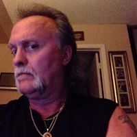 Daniel Hansen Photo 35
