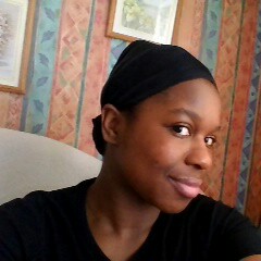 Simone Johnson Photo 8