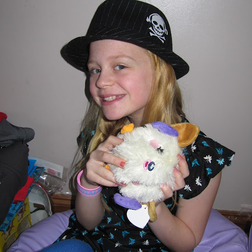 Josie Cooper Photo 27
