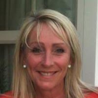 Julie Perry Photo 31
