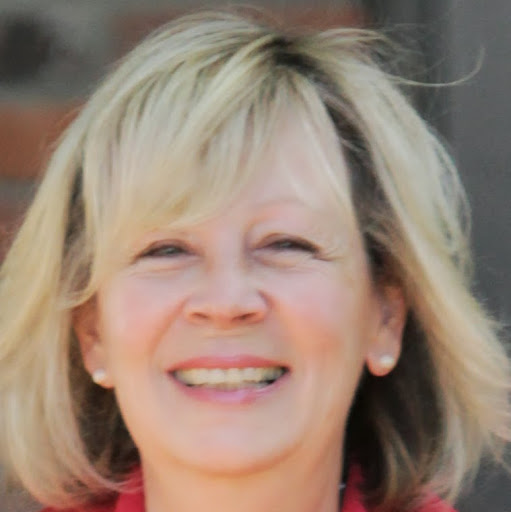 Carolyn Carpenter Photo 37