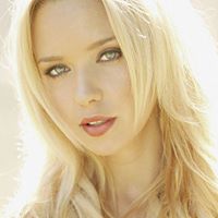 Alisa Warren Photo 20