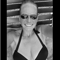 Aimee Livingston Photo 12