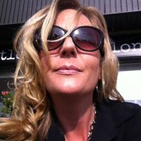 Robyn Barker Photo 21
