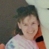 Liz Robinson Photo 41