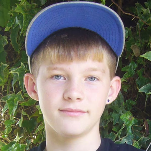 Cameron Garrett Photo 14