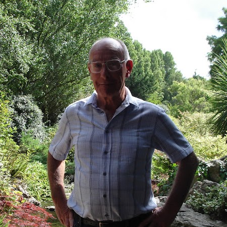 Alan Ashton Photo 9
