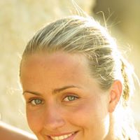 Anette Young Photo 14